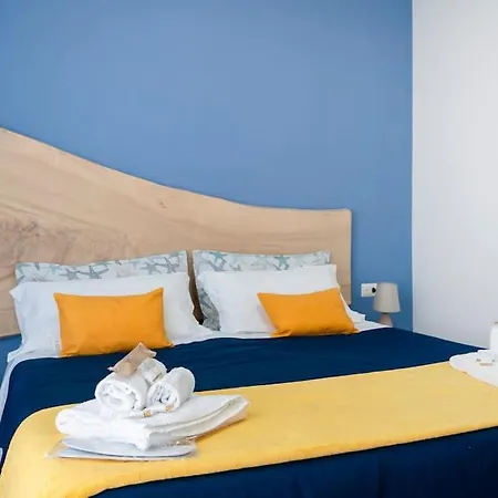 Mediterranea Apartment - Train&Bas Station 1Minwalk شقة باري