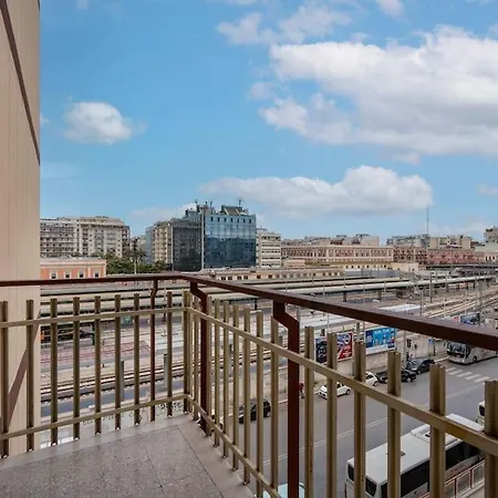 Apartment Mediterranea Apartment - Train&Bas Station 1Minwalk *