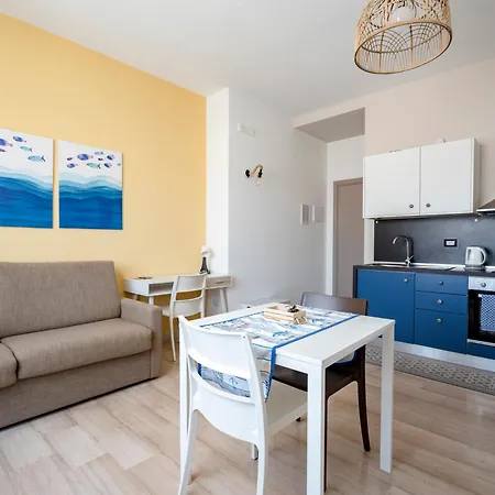 Apartment Mediterranea - Train&bas Station 1minwalk